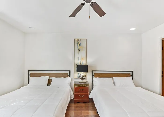 Holiday home 7br On Golf Course With Castita Pool Tennis And Basketball Court Phoenix